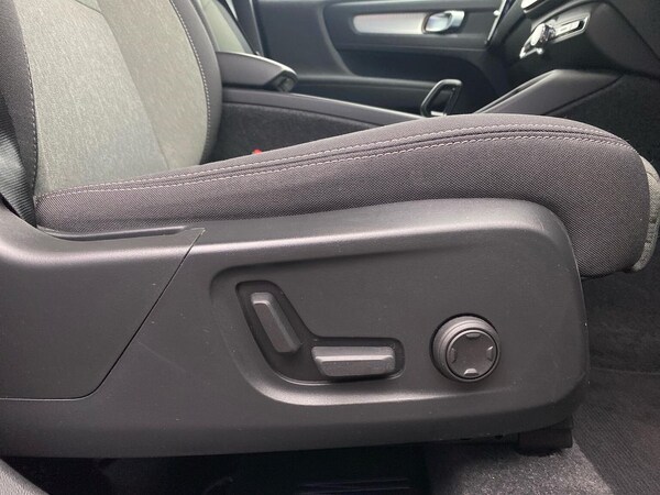 Used Volvo XC40 2022 for sale - 76281231: Photo 30