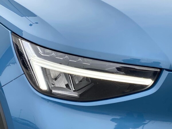 Used Volvo XC40 2022 for sale - 76281231: Photo 33