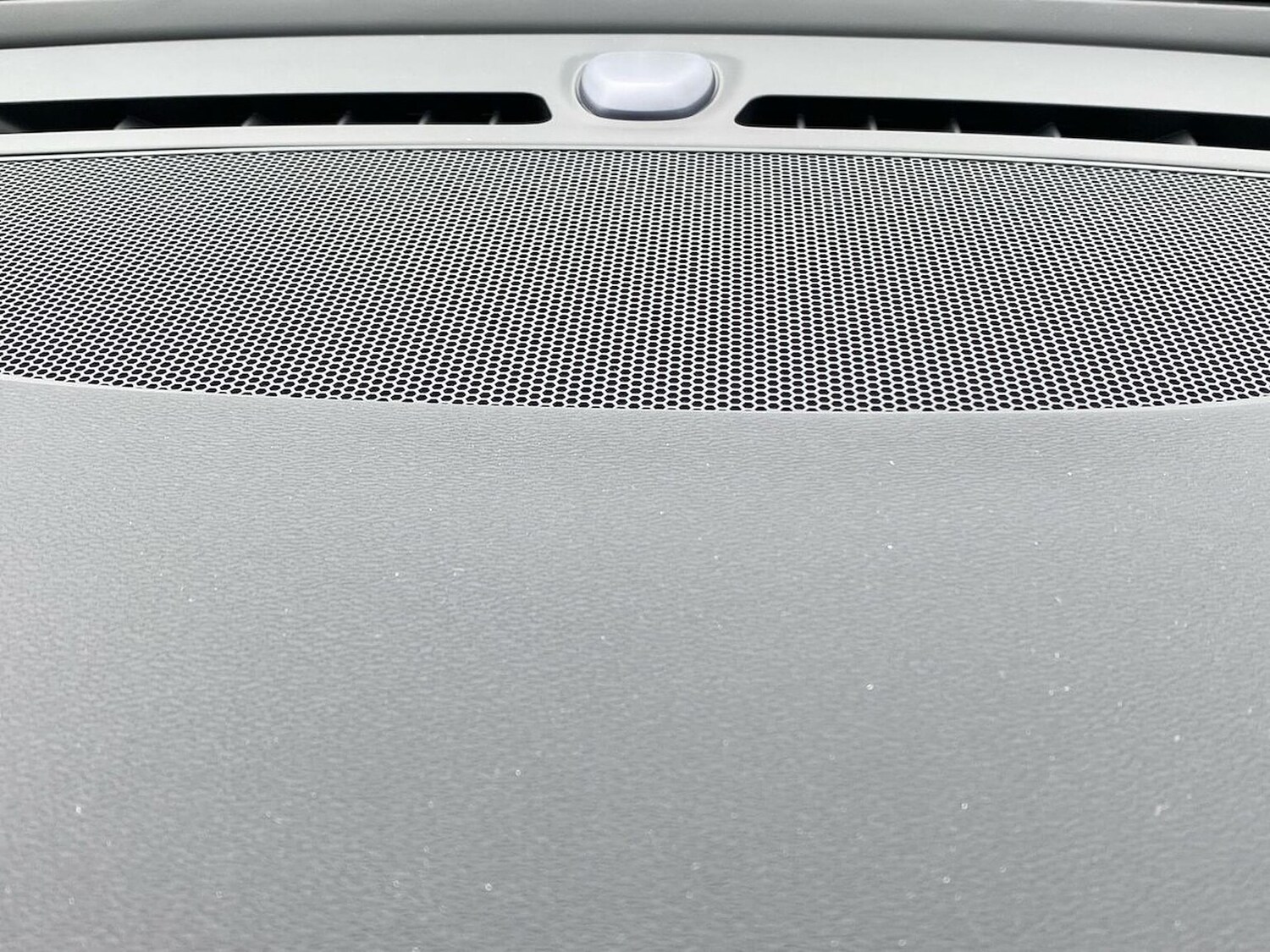 Used Volvo XC40 2025 for sale - 77502888: Photo 31