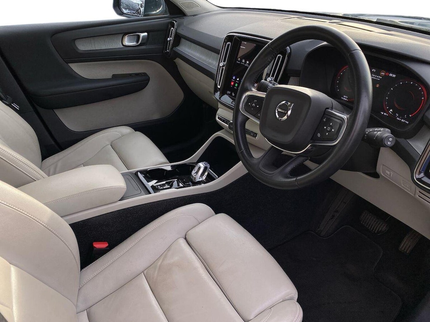 Used Volvo XC40 2020 for sale - 76412530: Photo 15