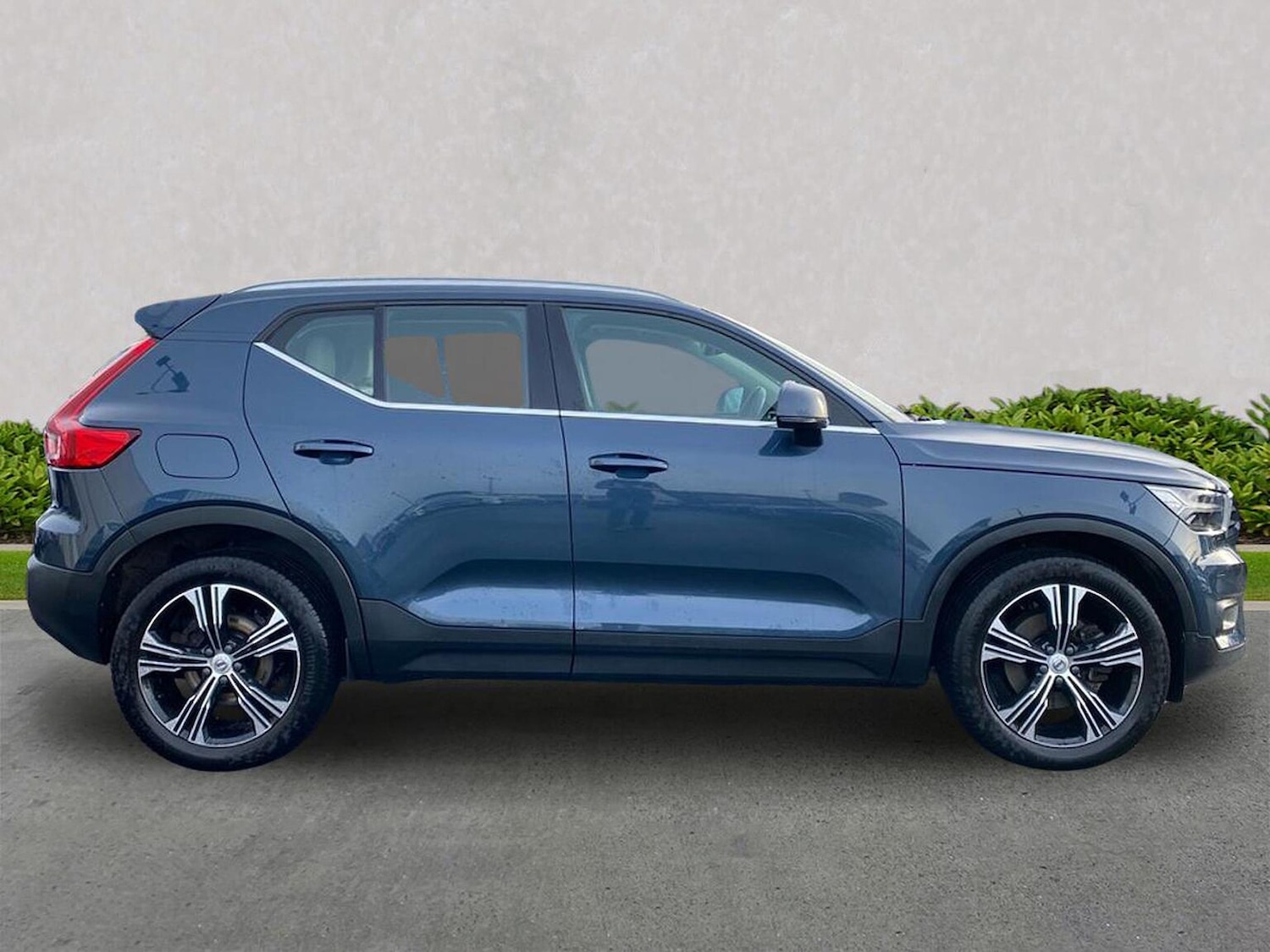 Used Volvo XC40 2020 for sale - 76412530: Photo 3