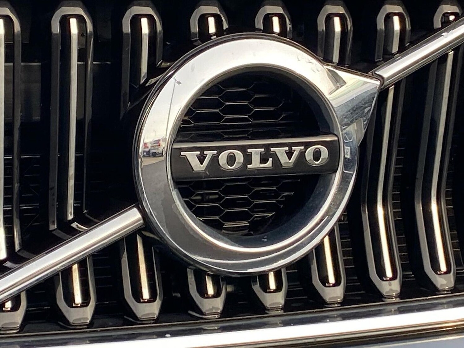 Used Volvo XC40 2020 for sale - 76412530: Photo 32