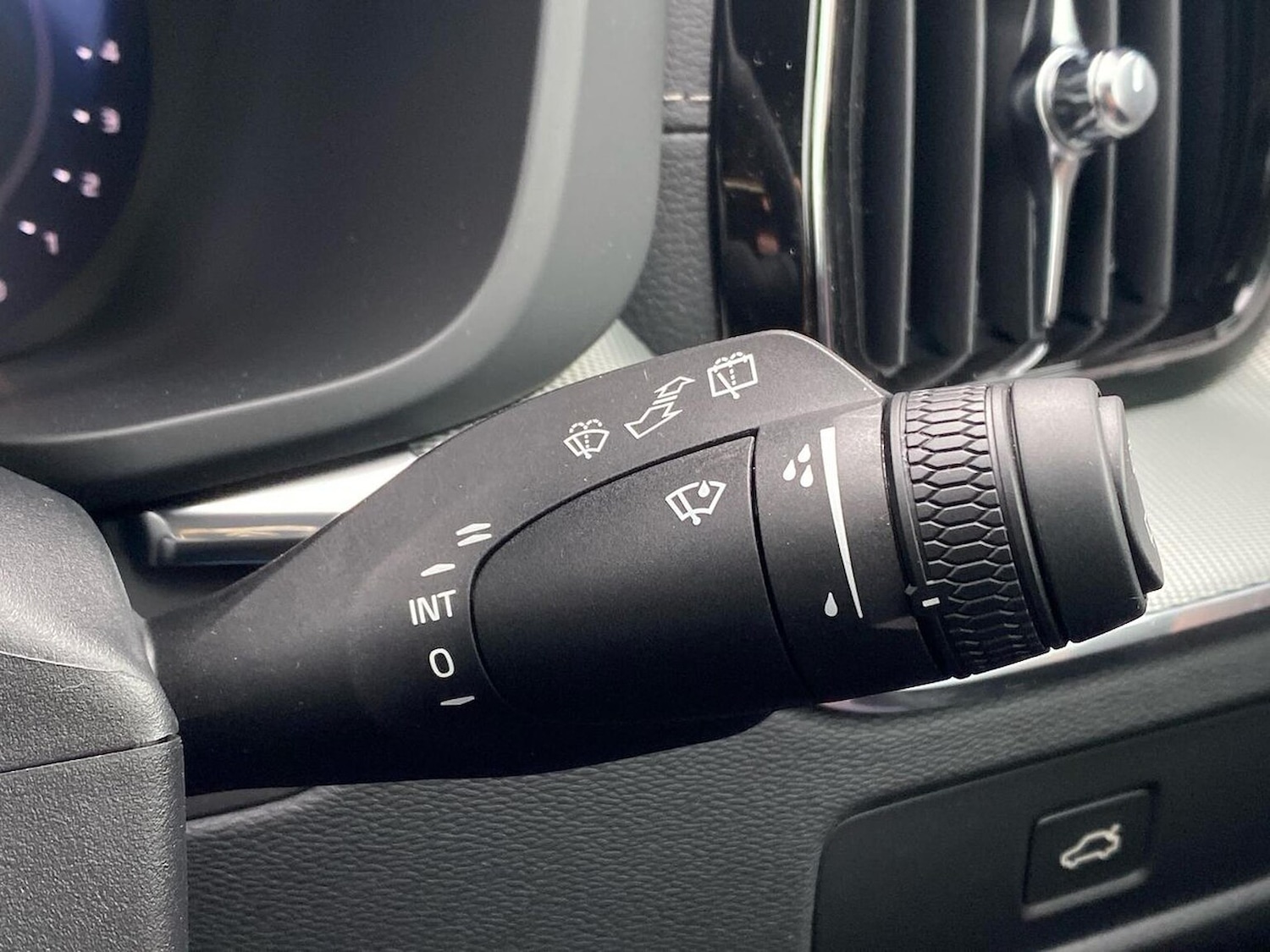 Used Volvo XC60 2025 for sale - 77522142: Photo 28