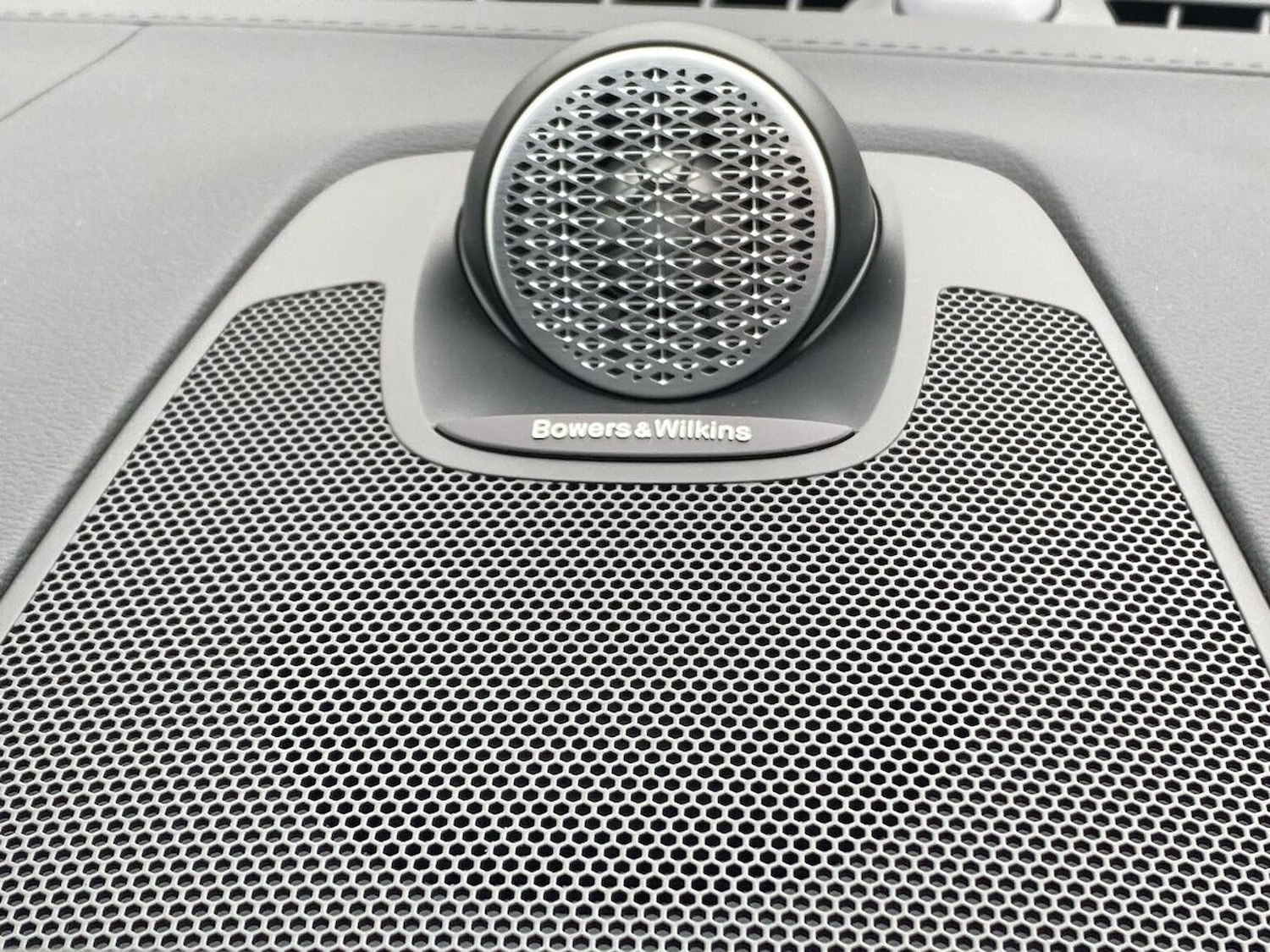 Used Volvo XC60 2025 for sale - 77522142: Photo 31