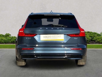 Used Volvo V60 2023 for sale - 78310614: Photo