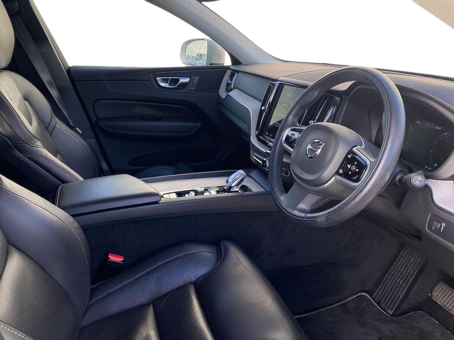 Used Volvo XC60 2021 for sale - 78004650: Photo 15