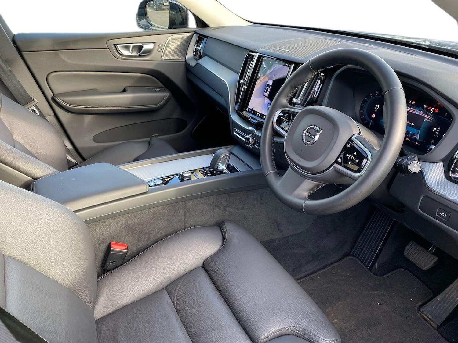 Used Volvo XC60 2025 for sale - 76357964: Photo 16