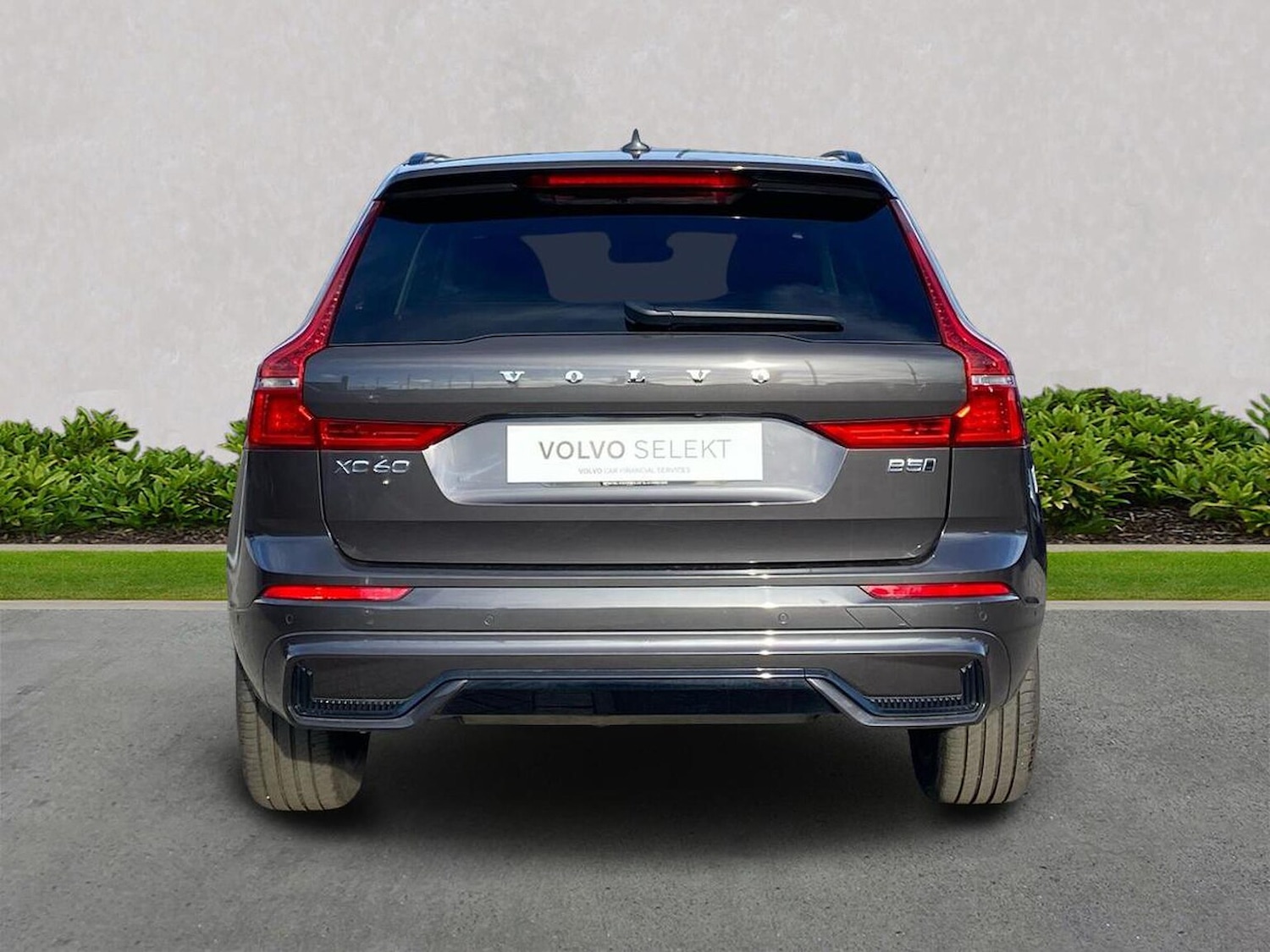 Used Volvo XC60 2025 for sale - 76357964: Photo 5