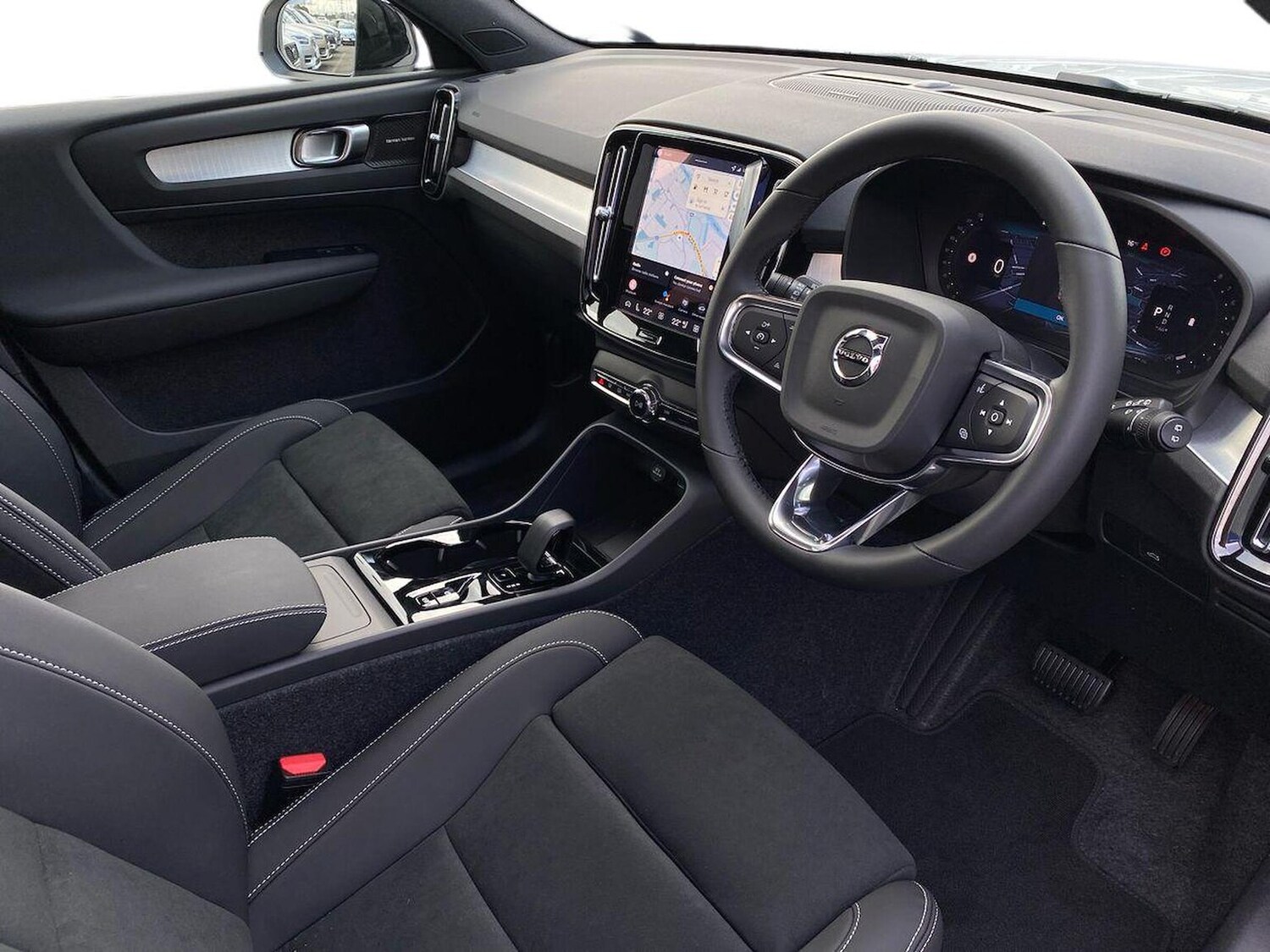 Used Volvo XC40 2025 for sale - 77522155: Photo 16