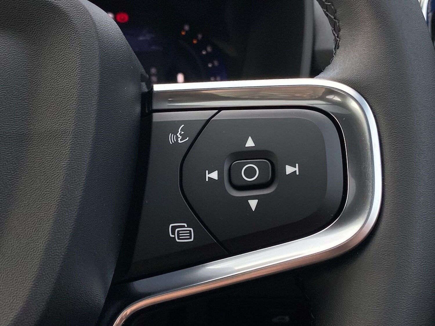 Used Volvo XC40 2025 for sale - 77522155: Photo 27