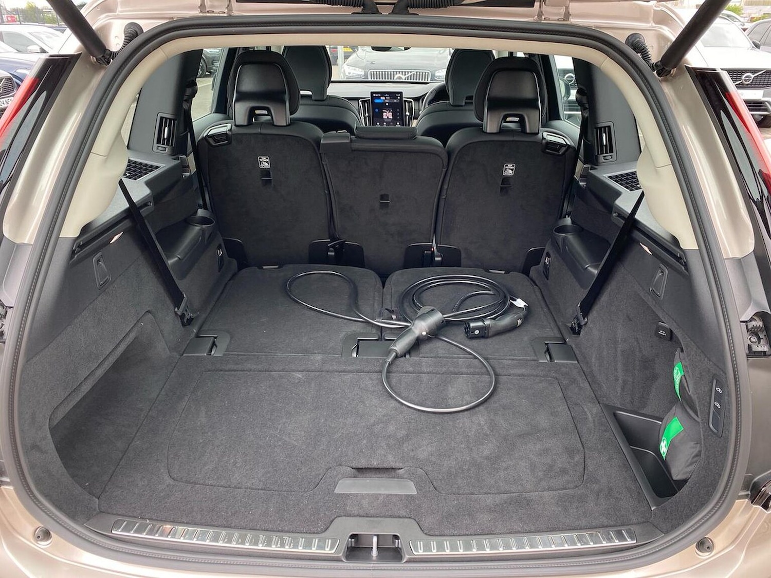 Used Volvo XC90 2025 for sale - 76114372: Photo 17