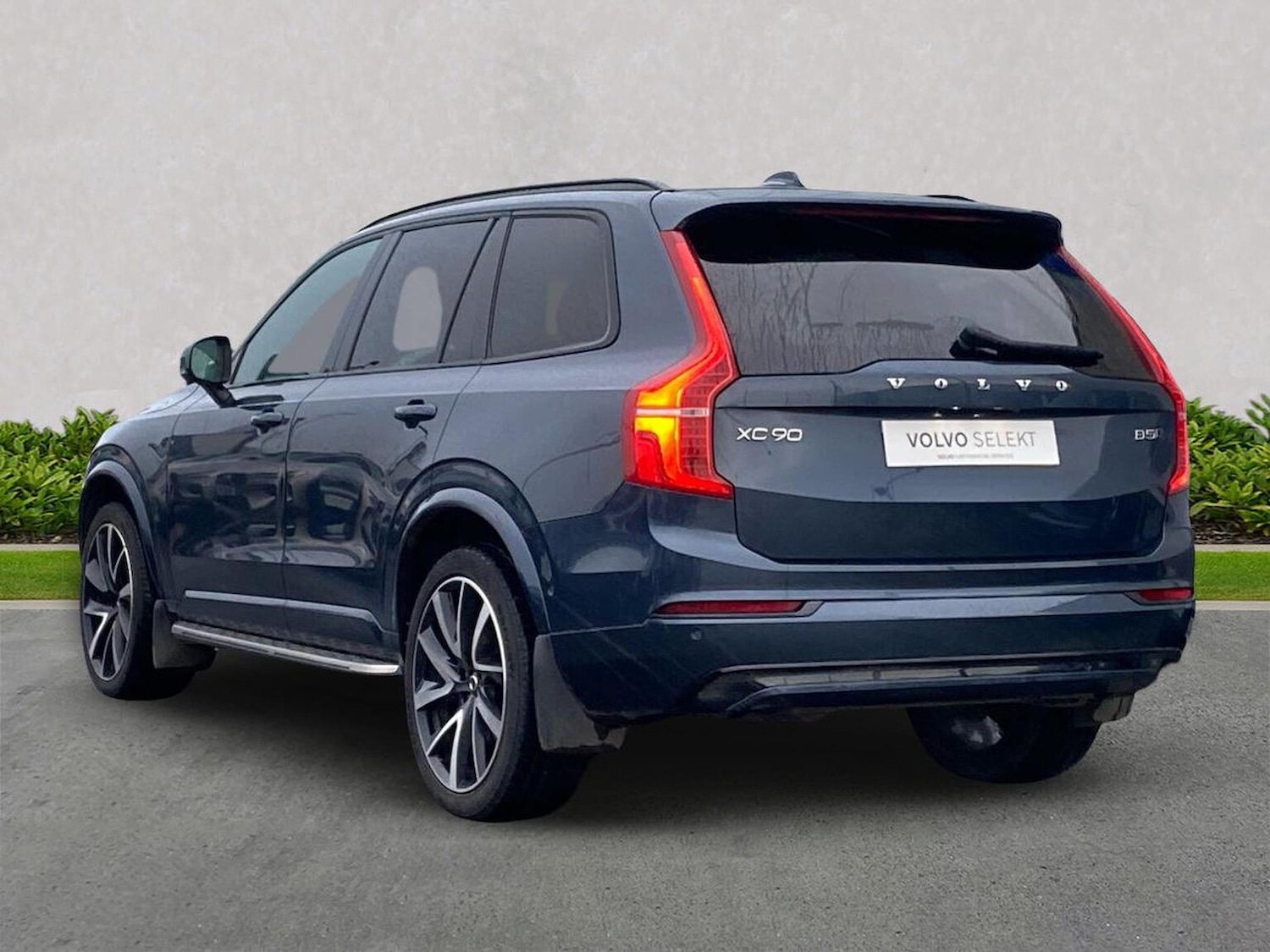 Used Volvo XC90 2022 for sale - 76893305: Photo 3