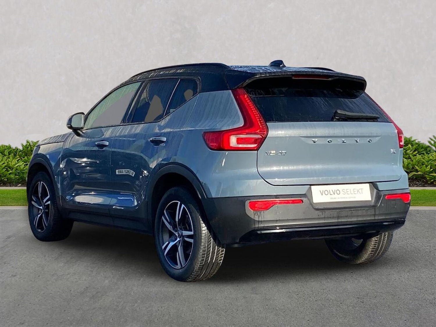 Used Volvo XC40 2022 for sale - 76352494: Photo 3