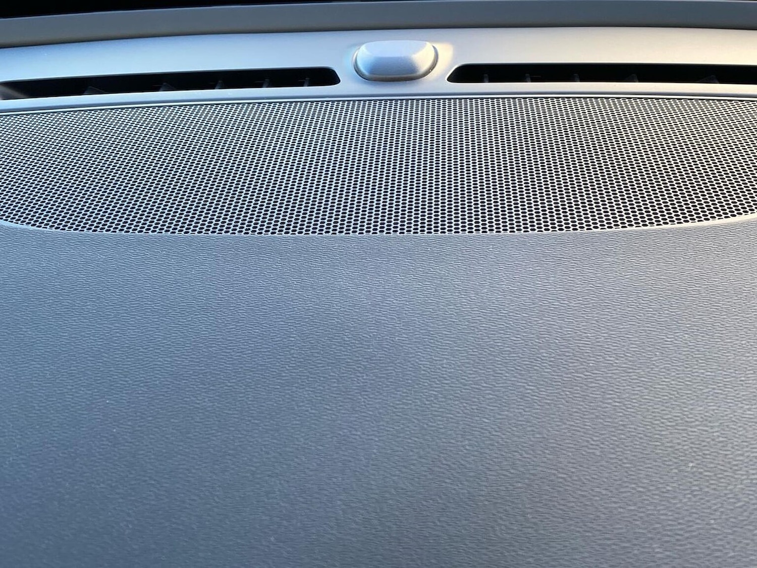 Used Volvo XC40 2022 for sale - 76352494: Photo 31