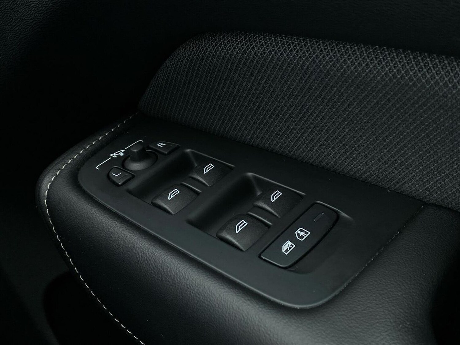 Used Volvo XC60 2022 for sale - 78191172: Photo 23