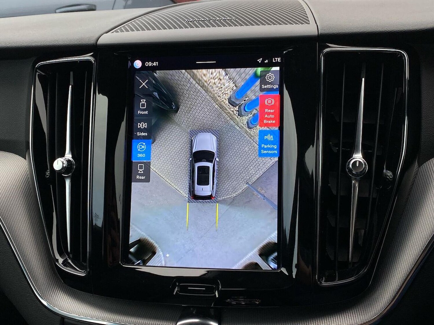 Used Volvo XC60 2022 for sale - 78191172: Photo 25