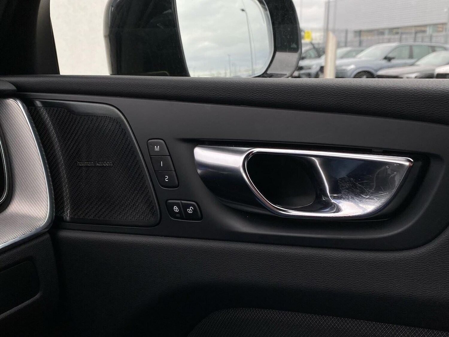 Used Volvo XC60 2022 for sale - 78191172: Photo 40