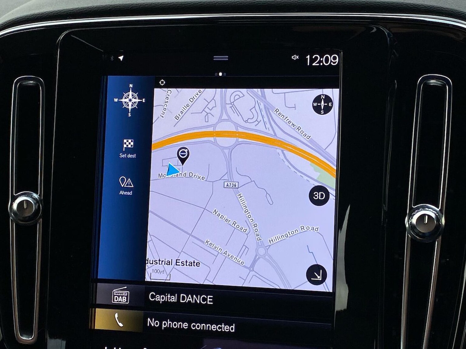 Used Volvo XC40 2023 for sale - 76958732: Photo 25