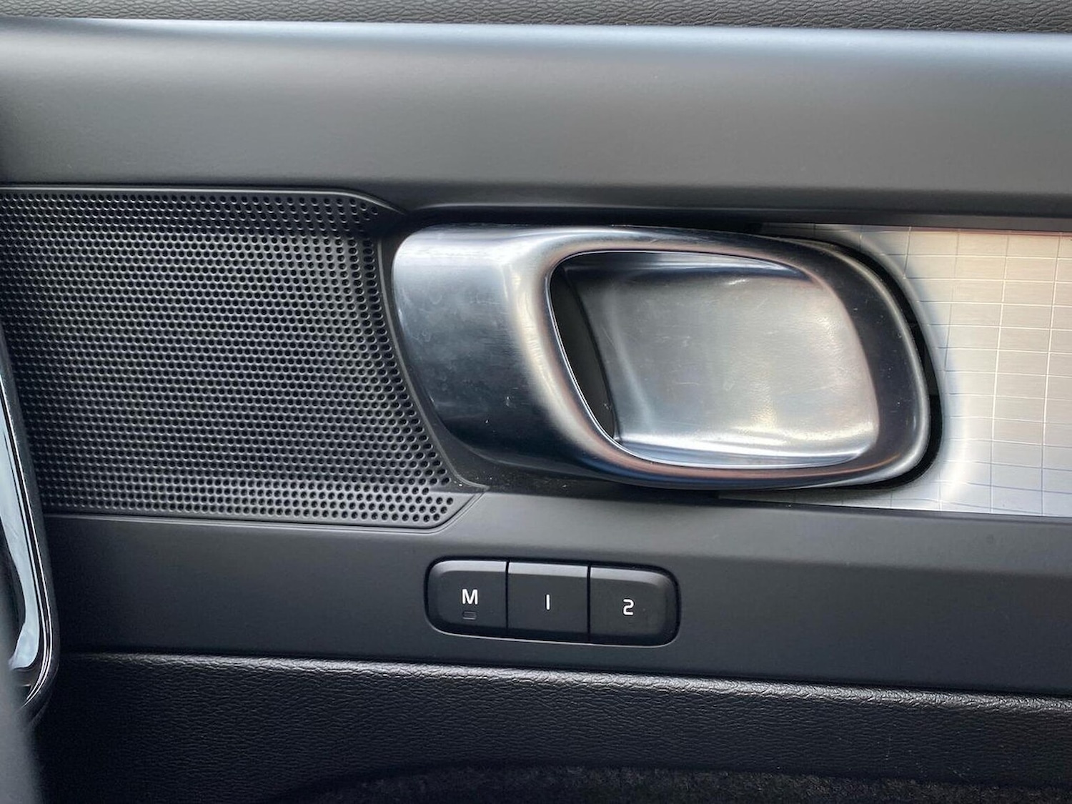 Used Volvo XC40 2023 for sale - 76958732: Photo 39