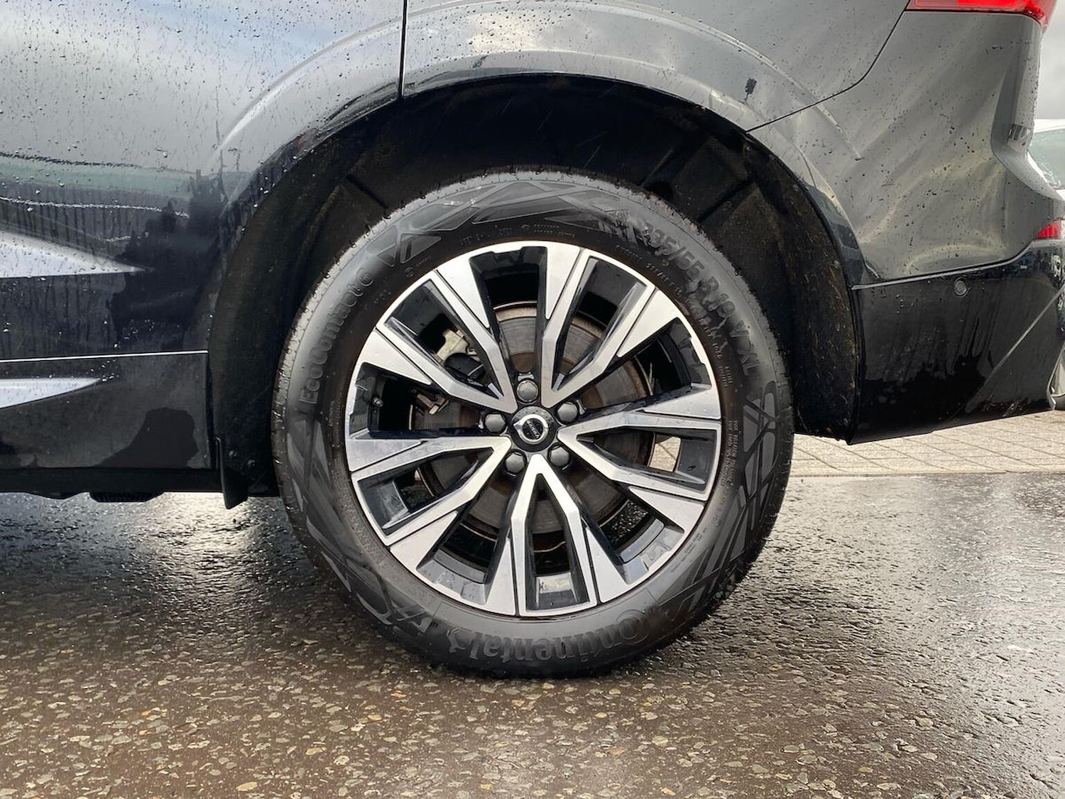 Used Volvo XC60 2023 for sale - 76422360: Photo 7