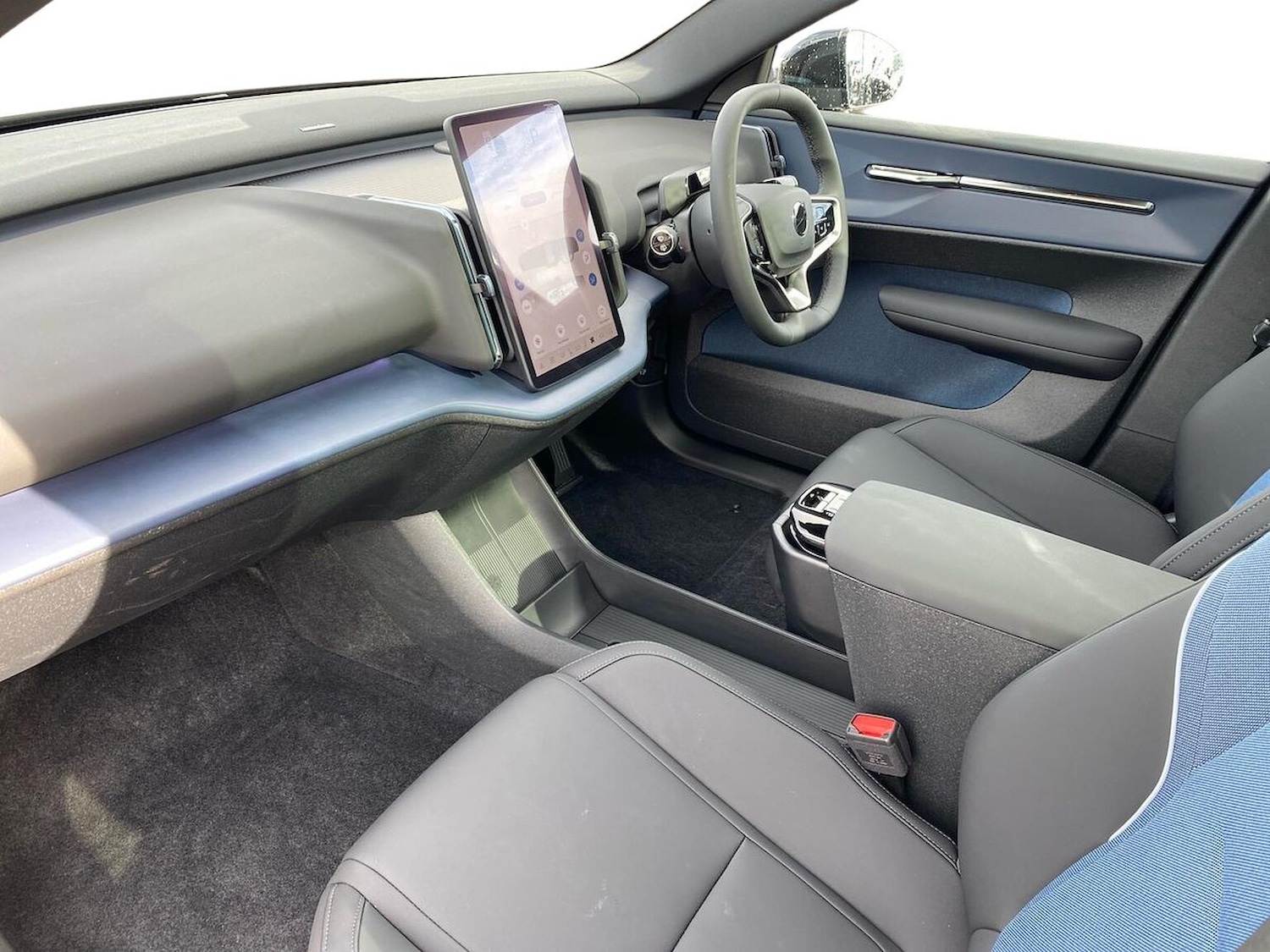 Used Volvo EX30 2025 for sale - 76114375: Photo 7