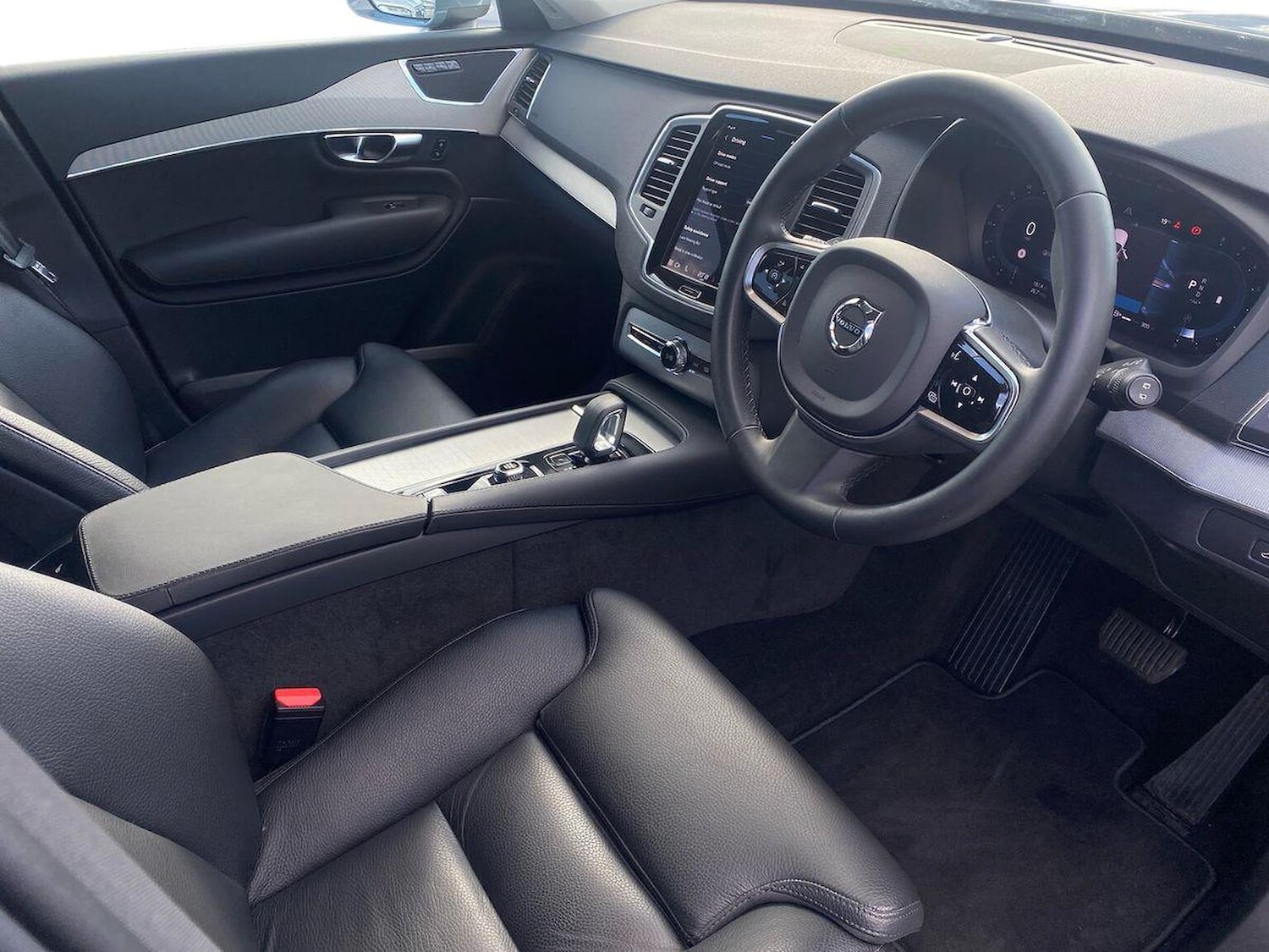 Used Volvo XC90 2023 for sale - 76070270: Photo 15