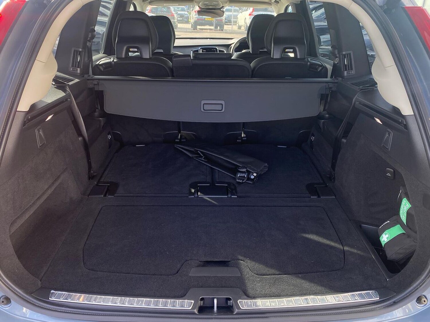 Used Volvo XC90 2023 for sale - 76070270: Photo 17