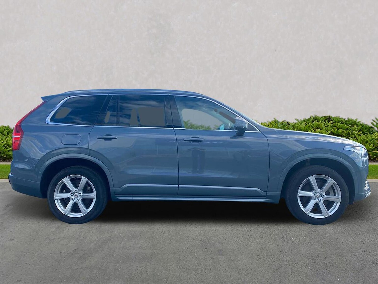 Used Volvo XC90 2023 for sale - 76070270: Photo 3