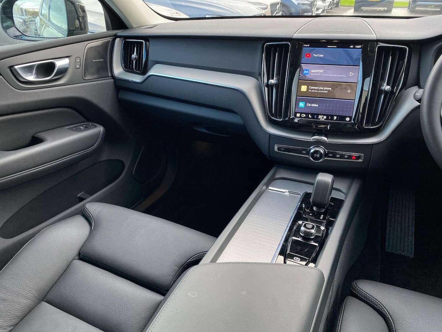 Used Volvo XC60 2025 for sale - 76407380: Photo 13