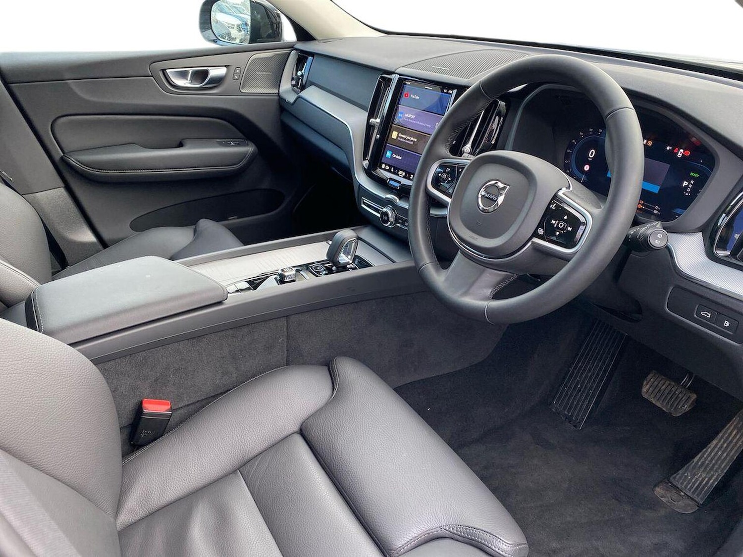 Used Volvo XC60 2025 for sale - 76407380: Photo 15