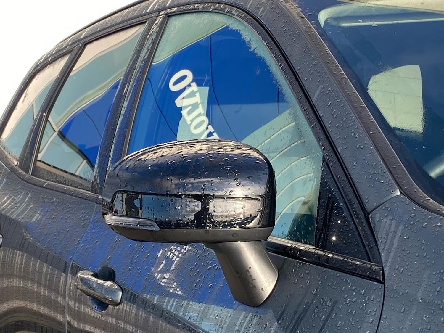 Used Volvo XC60 2025 for sale - 77984048: Photo 35