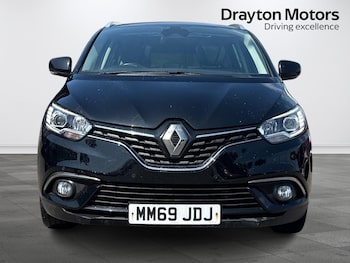 Used Renault Grand Scenic 2019 for sale - 79168533: Photo