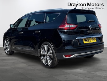 Used Renault Grand Scenic 2019 for sale - 79168533: Photo