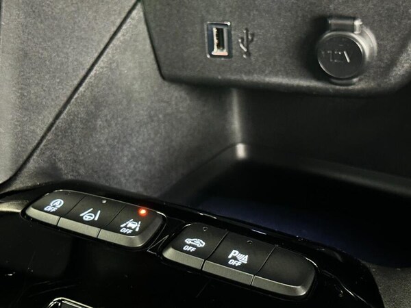 Used Vauxhall Corsa 2023 for sale - 75991380: Photo 19