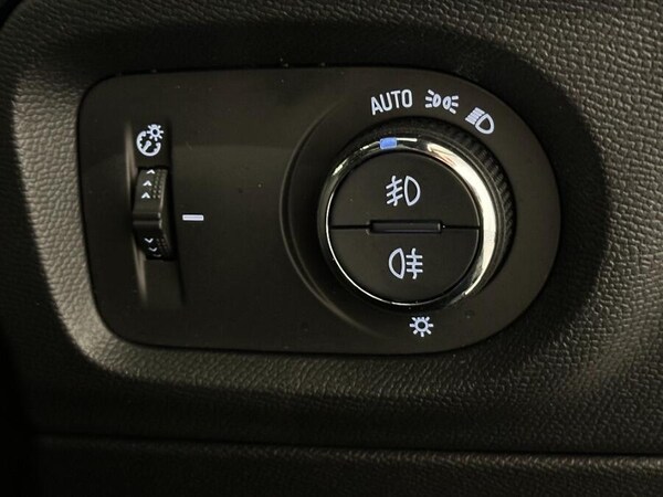 Used Vauxhall Corsa 2023 for sale - 75991380: Photo 40