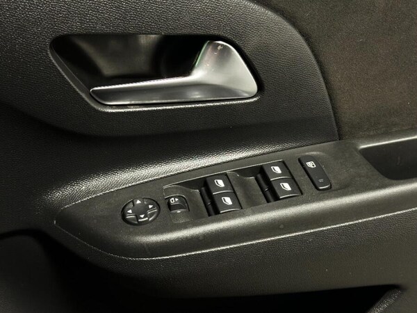 Used Vauxhall Corsa 2023 for sale - 75991380: Photo 41