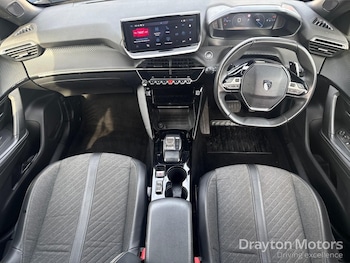 Used Peugeot 2008 2025 for sale - 78301595: Photo