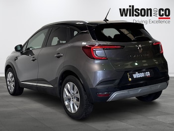 Used Renault Captur 2020 for sale - 77468489: Photo