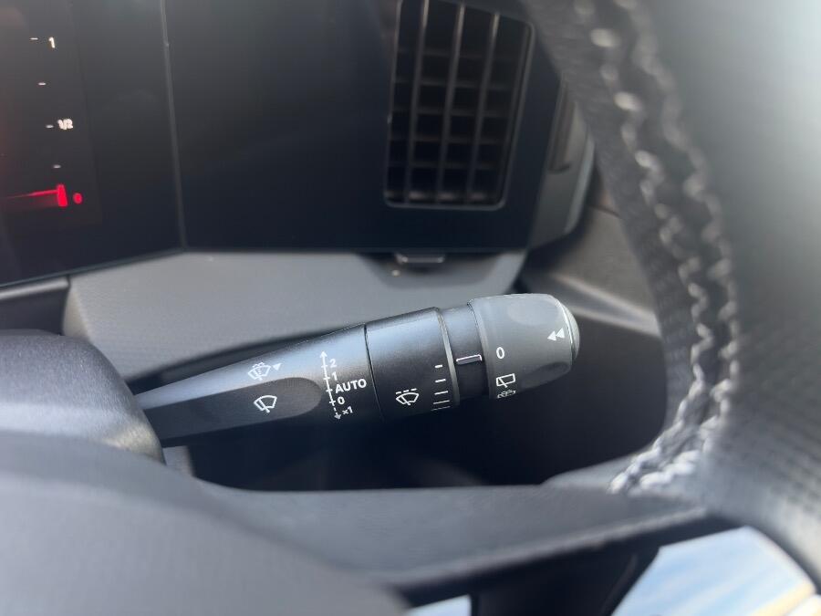 Used Vauxhall Astra 2025 for sale - 77330892: Photo 27