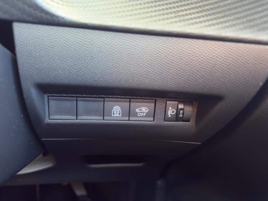 Used Peugeot 208 2024 for sale - 77331986: Photo 8