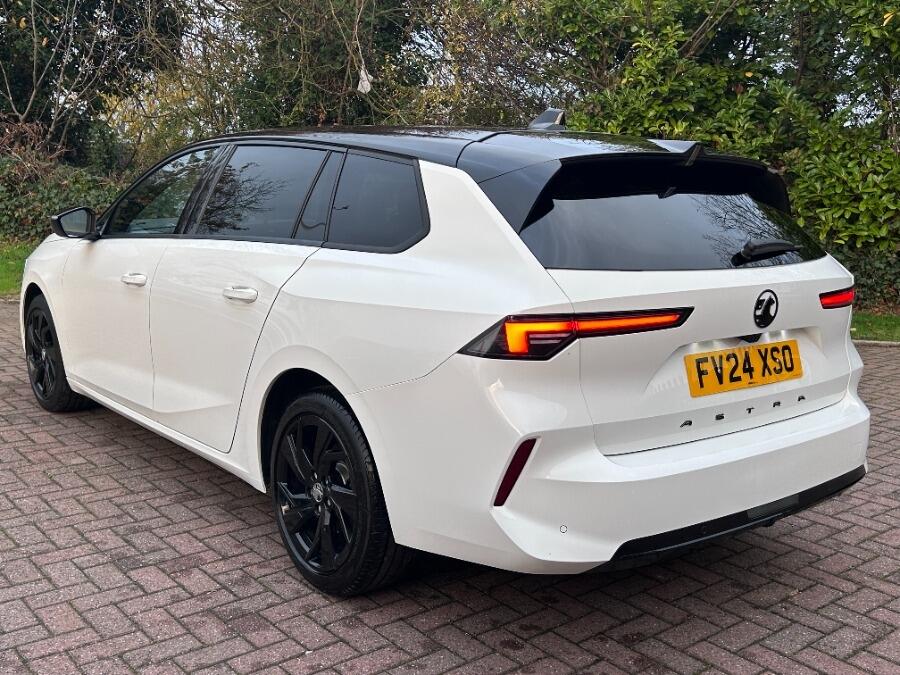 Used Vauxhall Astra 2024 for sale - 76936425: Photo 4