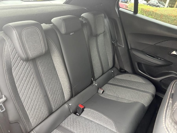 Used Peugeot 2008 2025 for sale - 76336435: Photo 24
