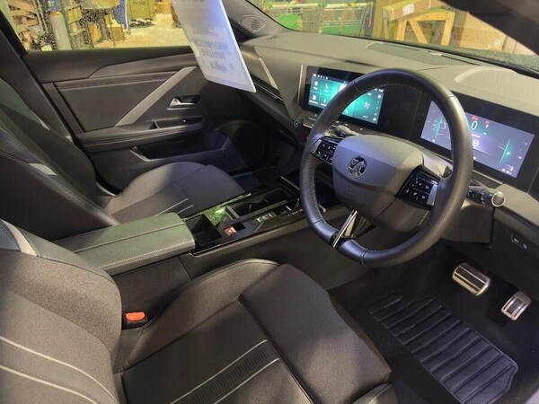 Used Vauxhall Astra 2023 for sale - 76166778: Photo 12