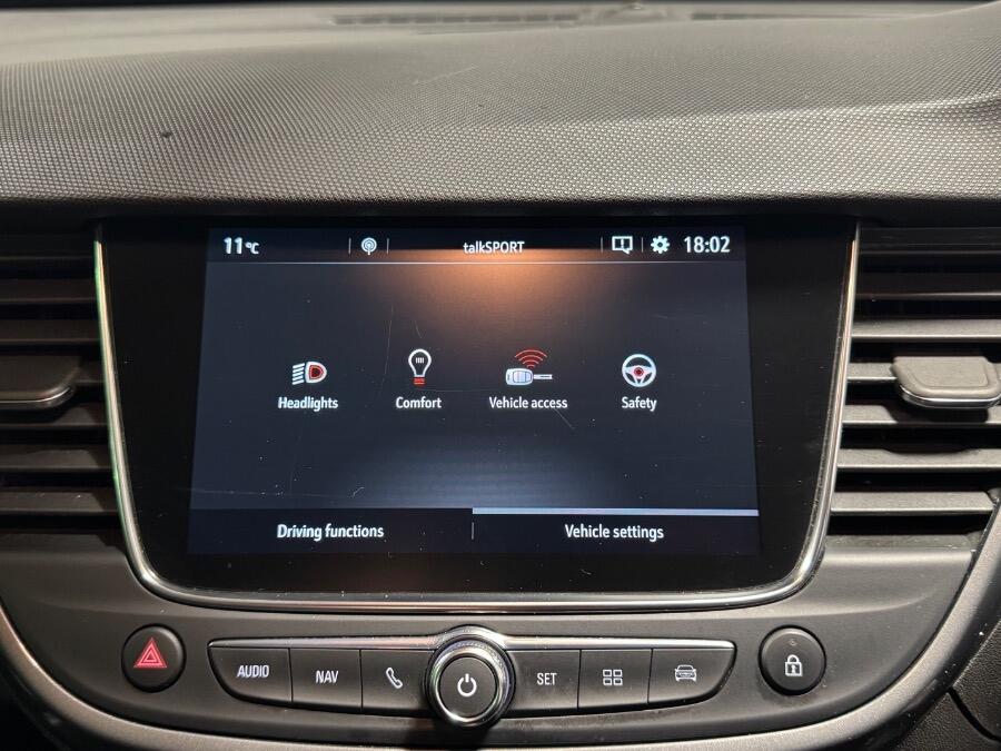 Used Vauxhall Crossland 2022 for sale - 77345490: Photo 30