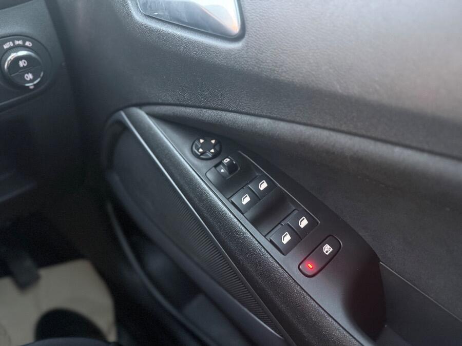 Used Vauxhall Crossland 2022 for sale - 77331027: Photo 21
