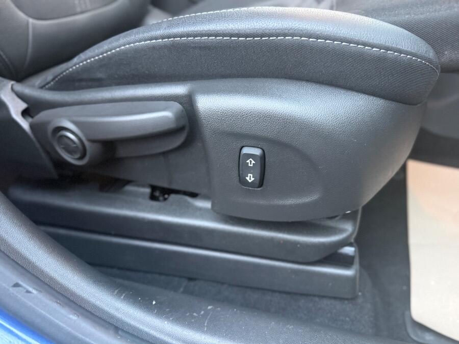 Used Vauxhall Crossland 2022 for sale - 77331027: Photo 4