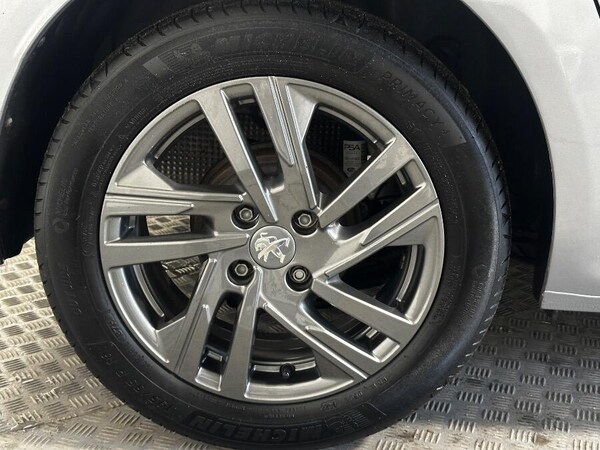 Used Peugeot 208 2022 for sale - 76166889: Photo 9