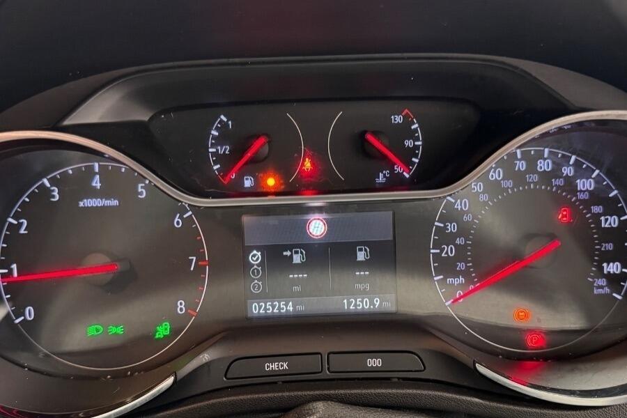 Used Vauxhall Crossland for sale - 77344907: Photo 15