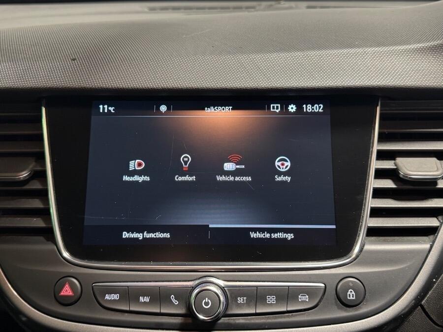 Used Vauxhall Crossland for sale - 77344907: Photo 8