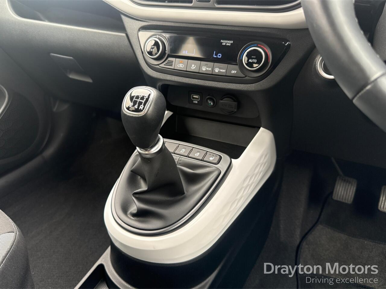 Used Hyundai i10 2023 for sale - 77523789: Photo 26